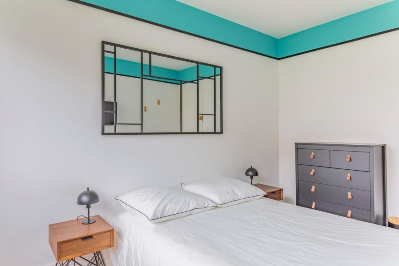Luminous Vue Seine- Paris 15min Apartment *